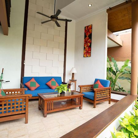 Desamuda Village Seminyak Esterno foto